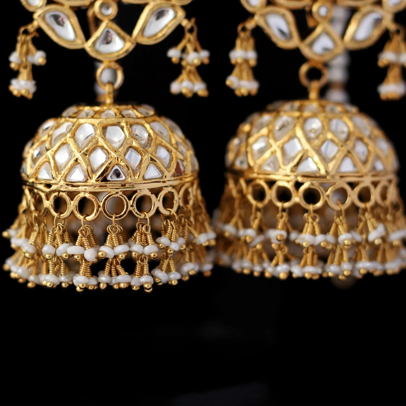 Earrings in Kundan and Pearls