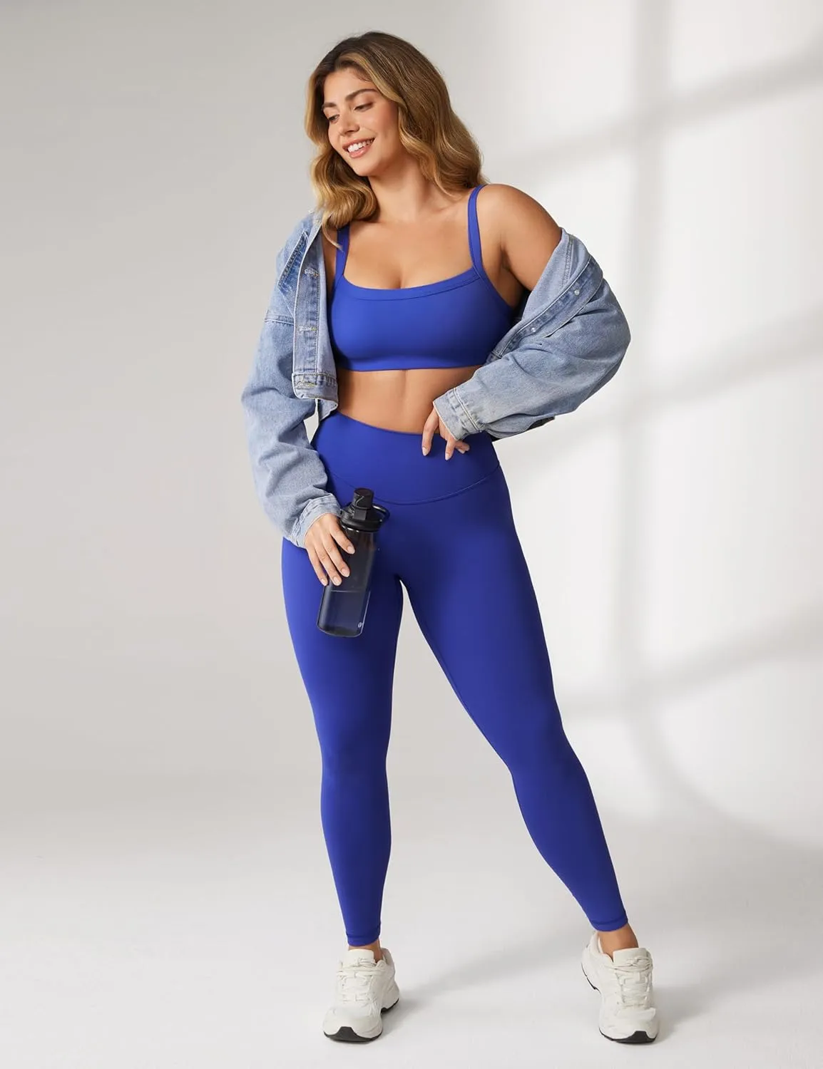 Hugcurve Adjustable Sports Bra Square Neck Wireless Padded Yoga Workout Tops