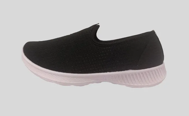 Soft canvas shoes